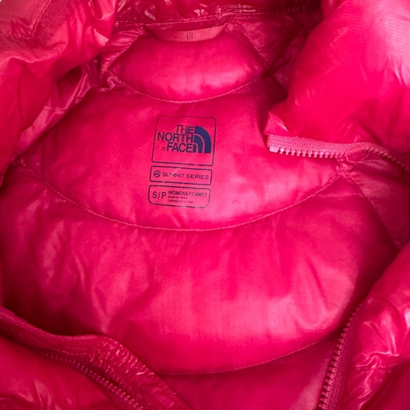 $300 Northface women’s extreme lightweight puffer - Picture 2 of 4